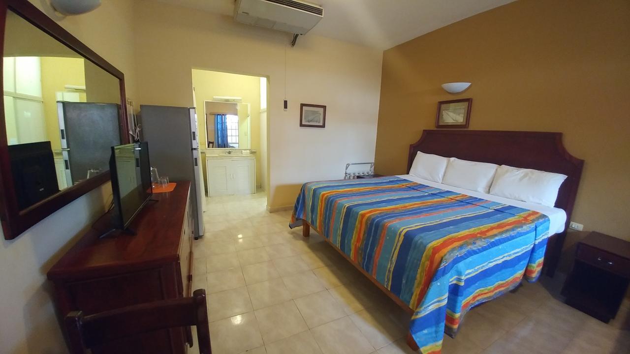 Sun Suites Cozumel Exterior photo