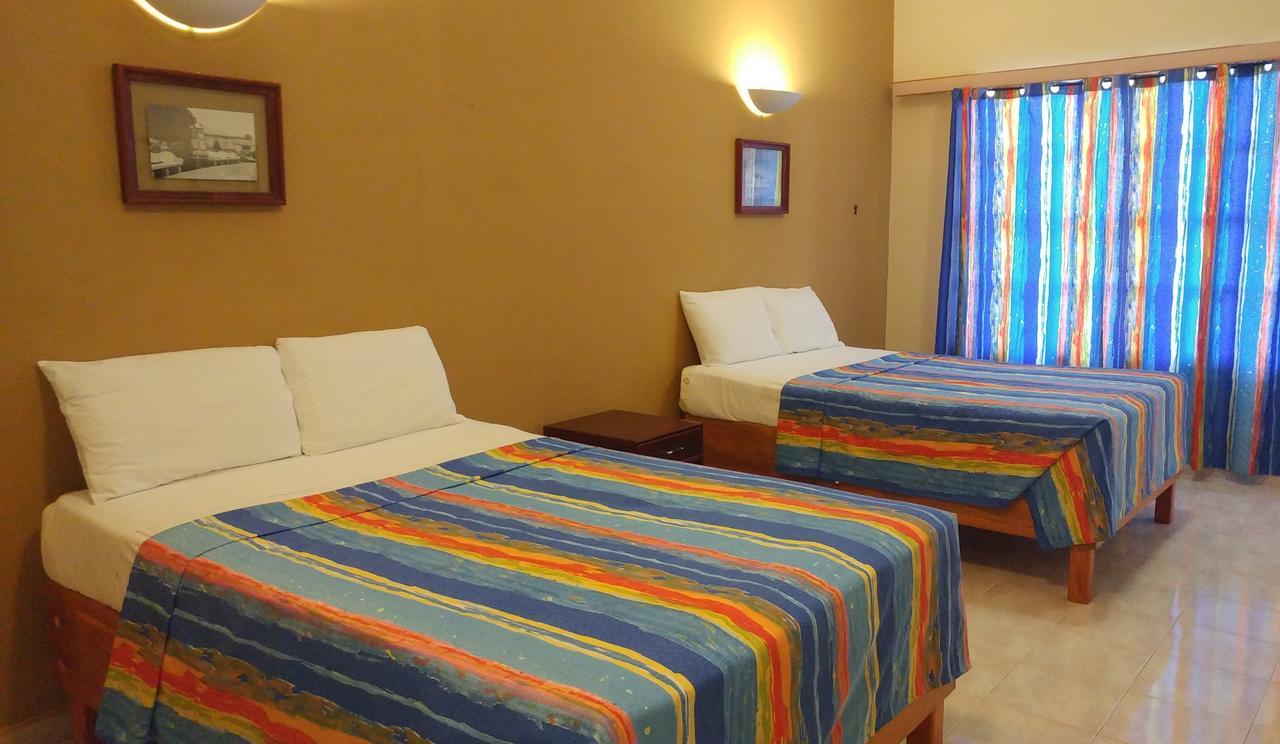 Sun Suites Cozumel Exterior photo